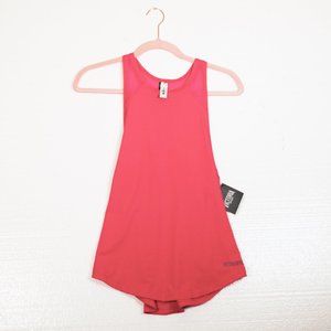 Victoria Sport Sonic Pink Tank xs NWT